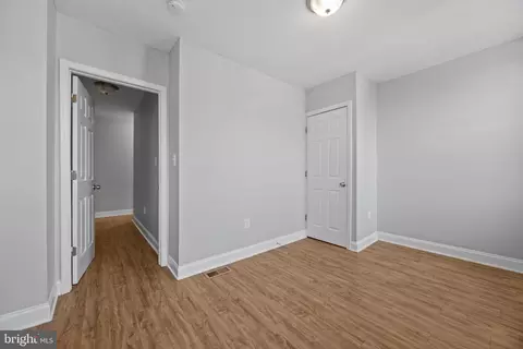 Entry Way - 2414 Baker St, Baltimore, MD 21216 photo 6 of 8
