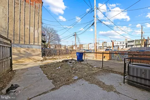Exterior - 2414 Baker St, Baltimore, MD 21216 photo 2 of 3