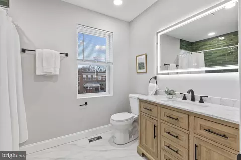3233 Normount Ave, Baltimore, MD 21216 photo 11