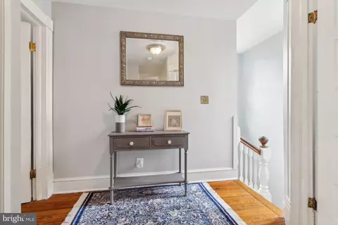 Entry Way - 1811 Dixon Rd, Baltimore, MD 21209 photo 6 of 10