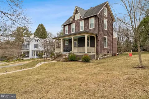Exterior - 1811 Dixon Rd, Baltimore, MD 21209 photo 3 of 6