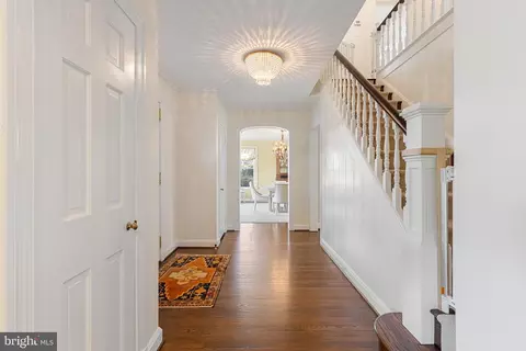 101 Cotswold Rd, Baltimore, MD 21210 photo 6