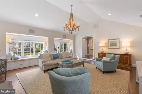 101 Cotswold Rd, Baltimore, MD 21210 photo 8