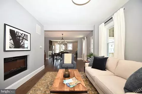 Living - 2401 Hemlock Ave, Baltimore, MD 21214 photo 1 of 1