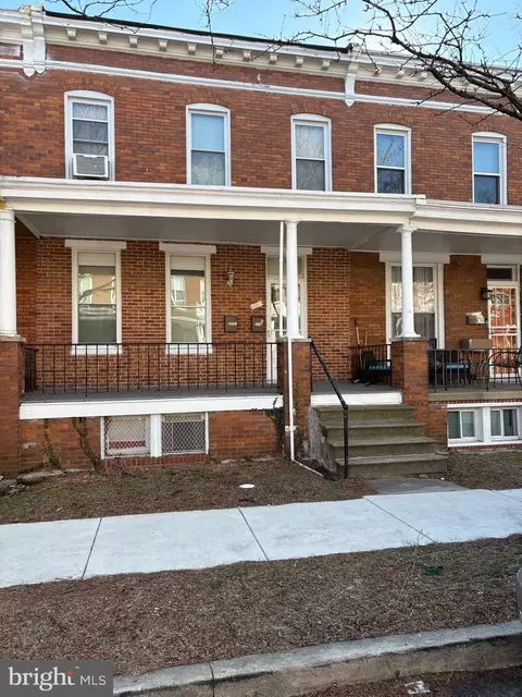 611 E 37th St, Baltimore, MD 21218 photo 1
