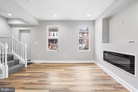 Living - 2930 Ellicott Dr, Baltimore, MD 21216 photo 3 of 3