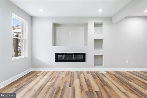 Living - 2930 Ellicott Dr, Baltimore, MD 21216 photo 1 of 3