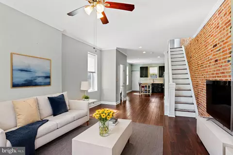 Living - 3503 E Pratt St, Baltimore, MD 21224 photo 1 of 3