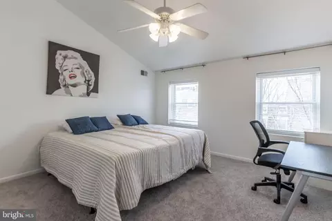 Bedroom - 123 Scott St, Baltimore, MD 21201 photo 4 of 6
