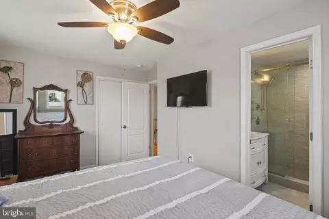 Bedroom - 700 Umbra St, Baltimore, MD 21224 photo 2 of 9