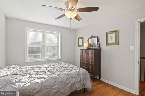 Bedroom - 700 Umbra St, Baltimore, MD 21224 photo 4 of 9