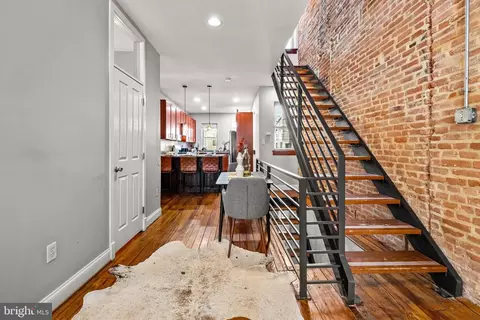 Entry Way - 1310 Hull St, Baltimore, MD 21230 photo 3 of 7