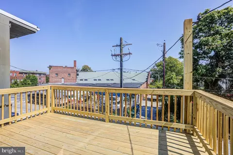 Exterior - 2313 Callow Ave, Baltimore, MD 21217 photo 5 of 7