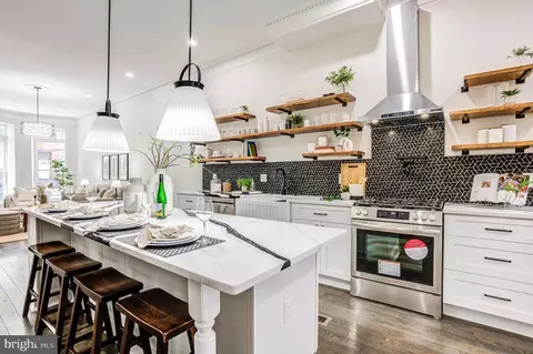 Kitchen - 2313 Callow Ave, Baltimore, MD 21217 photo 6 of 7
