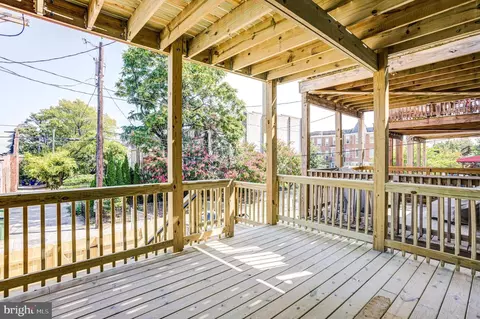 Exterior - 2313 Callow Ave, Baltimore, MD 21217 photo 6 of 7
