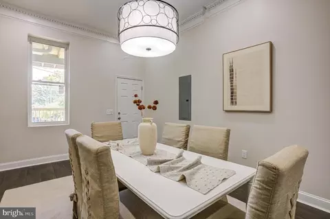 Dining - 2313 Callow Ave, Baltimore, MD 21217 photo 2 of 2