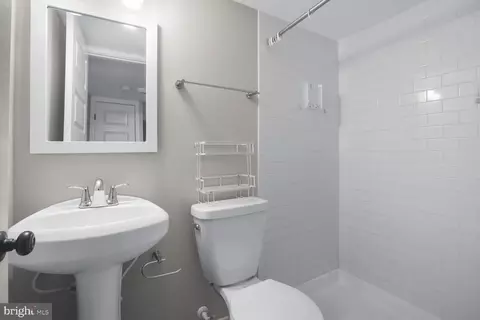Bath - 3109 E Baltimore St, Baltimore, MD 21224 photo 2 of 2