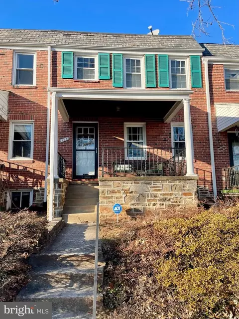 904 Chestnut Hill Ave, Baltimore, MD 21218