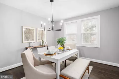 Dining - 4208 Colborne Rd, Baltimore, MD 21229 photo 1 of 3