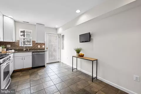 1812 Byrd St, Baltimore, MD 21230 photo 11