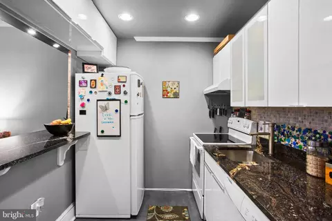 Kitchen - 1 E Chase St #309, Baltimore, MD 21202 photo 2 of 5
