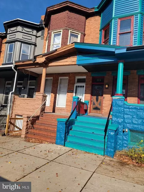 312 E 25th St, Baltimore, MD 21218 photo 2