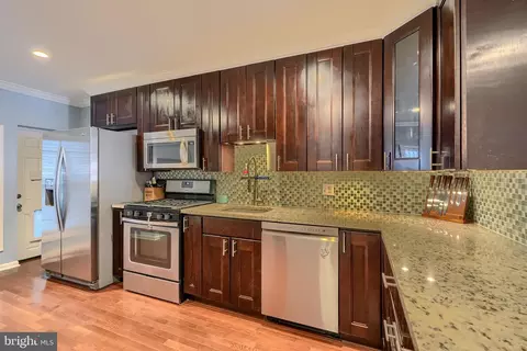 Kitchen - 104 N Luzerne Ave, Baltimore, MD 21224 photo 2 of 4