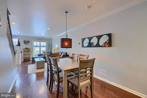 Dining - 104 N Luzerne Ave, Baltimore, MD 21224 photo 1 of 2