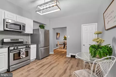 617 N Curley St, Baltimore, MD 21205 photo 11