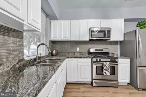 617 N Curley St, Baltimore, MD 21205 photo 12