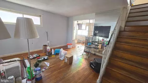 Entry Way - 5003 Barton Ave, Baltimore, MD 21206 photo 1 of 12
