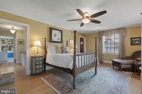 Bedroom - 329 Tunbridge Rd, Baltimore, MD 21212 photo 1 of 8