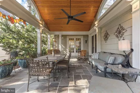 Exterior - 329 Tunbridge Rd, Baltimore, MD 21212 photo 5 of 19
