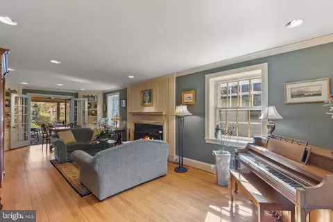 Other - 329 Tunbridge Rd, Baltimore, MD 21212 photo 2 of 24