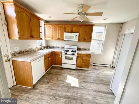 511 E 42nd St, Baltimore, MD 21218 photo 14