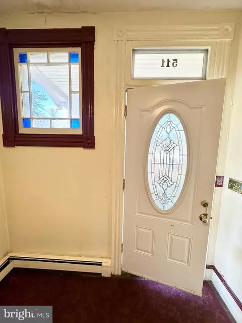 511 E 42nd St, Baltimore, MD 21218 photo 4