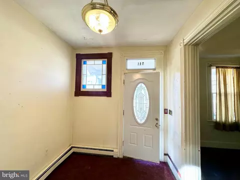 511 E 42nd St, Baltimore, MD 21218 photo 6