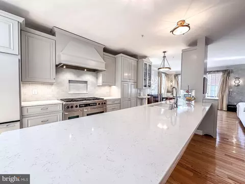 2331 Boston St #1, Baltimore, MD 21224