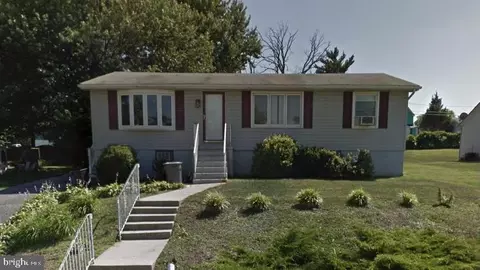 2414 Arbuton Ave, Baltimore, MD 21230