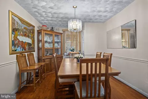 Dining - 5133 Pembridge Ave, Baltimore, MD 21215 photo 1 of 2