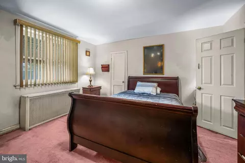 Bedroom - 5133 Pembridge Ave, Baltimore, MD 21215 photo 4 of 5