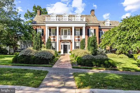 4102 Greenway, Baltimore, MD 21218