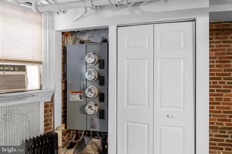 210 Laurens St, Baltimore, MD 21217 photo 14