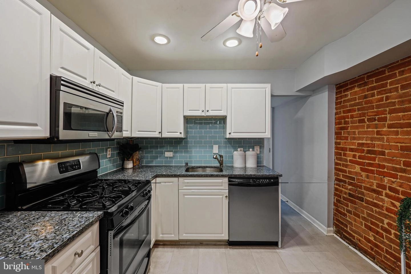 Entry Way - 1413 Jackson St, Baltimore, MD 21230 photo 1 of 1
