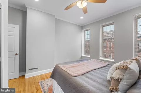 Bedroom - 1261 Riverside Ave, Baltimore, MD 21230 photo 3 of 6
