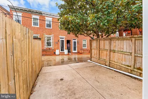 Exterior - 1261 Riverside Ave, Baltimore, MD 21230 photo 4 of 9