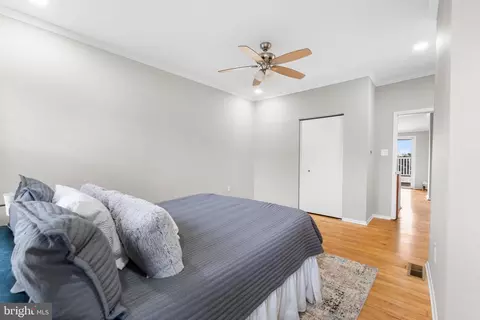Bedroom - 1261 Riverside Ave, Baltimore, MD 21230 photo 5 of 6
