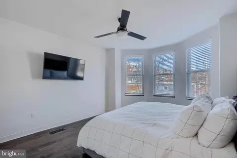 Bedroom - 3644 Hickory Ave, Baltimore, MD 21211 photo 1 of 5