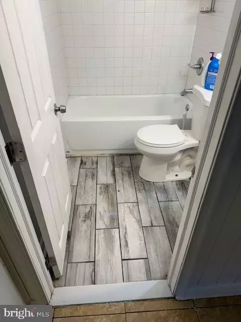 425 Gusryan St, Baltimore, MD 21224 photo 3