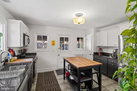 Kitchen - 620 W 34th St W, Baltimore, MD 21211 photo 1 of 3